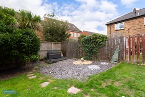 Photo 33- click for photo gallery